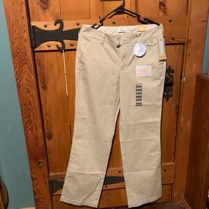 Dockers Women's Khaki Chinos